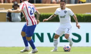 Botafogo perde, mas avança para oitavas da Copa do Mundo de Clubes
