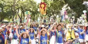 Terceiro ‘Arrastão do Pavulagem’ leva cortejo, inclusão e sustentabilidade pelas ruas de Belém