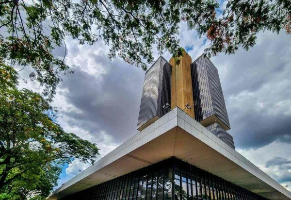 Suspeito de ataque hacker que desviou R$1 bilhão de bancos é preso