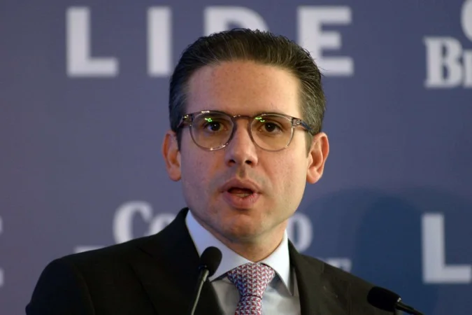 Motta admite possível corte de emendas