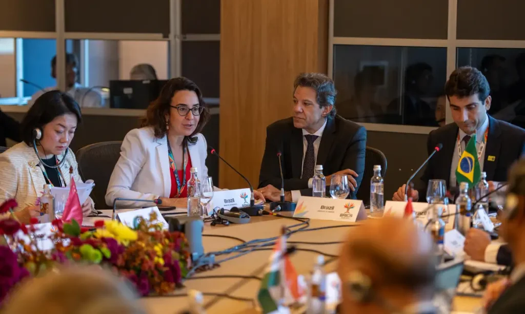 Negociações para sistema próprio de pagamento do Brics avançam