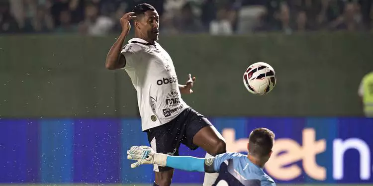 Com ‘chuva’ de erros, Remo empata com o Goiás e termina primeiro turno fora do G-4