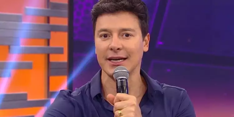 Após 16 anos na Record, Rodrigo Faro assina contrato com a Globo; saiba em qual função